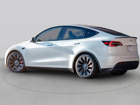 TESLA MODEL Y 2024 7SAYGDED4RF042870 image TESLA MODEL Y 2024 7SAYGDED4RF042870 image